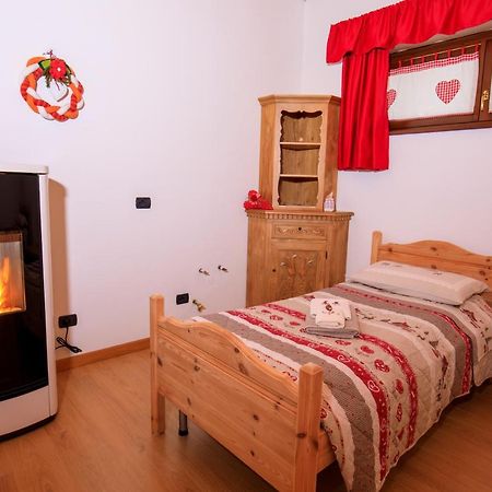 B&B da mamma Lo Tolmezzo Exteriör bild